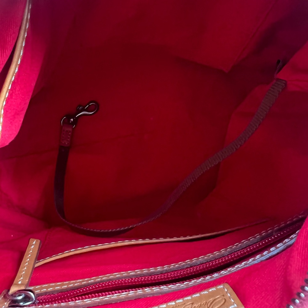 Dooney & Bourke Patterson Pebbled Leather Paige Sac Hobo - Picture 5 of 11
